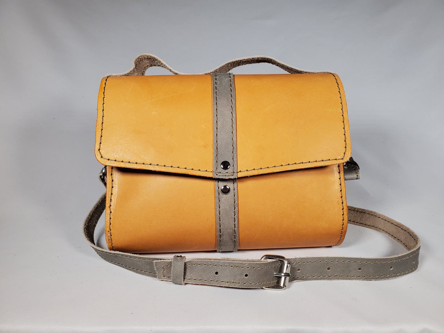 Messenger bag